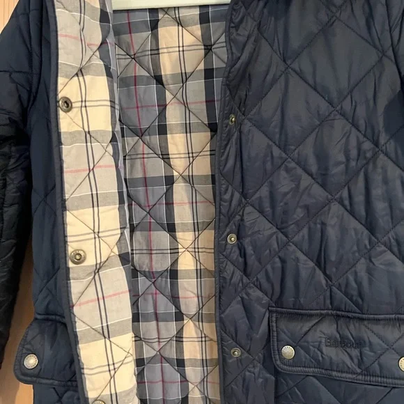 Barbour Black Quilted Puffer Jacket - Picture 8 of 9
